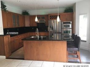 11319 58th Ter, Miami FL  33178-2826 exterior