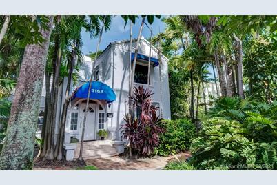 3168 Prairie Ave - Photo 1