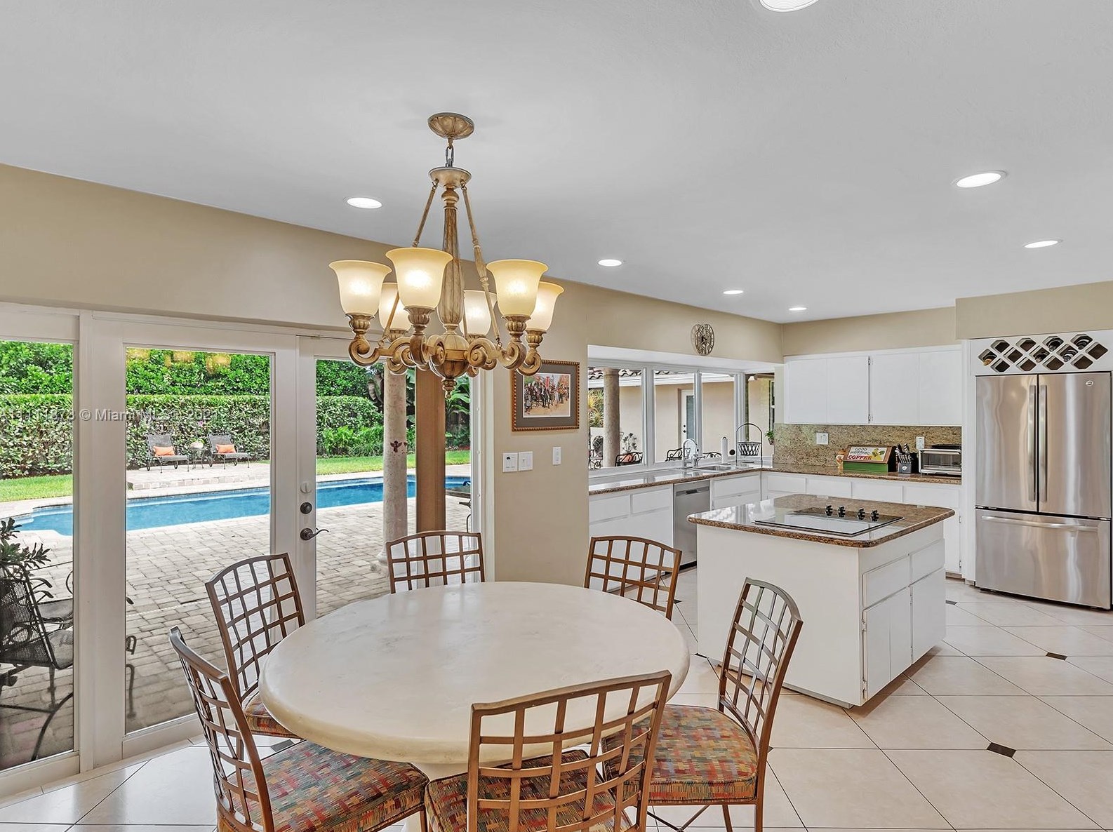 2213 203 Ter, Miami FL  33180-1309 exterior