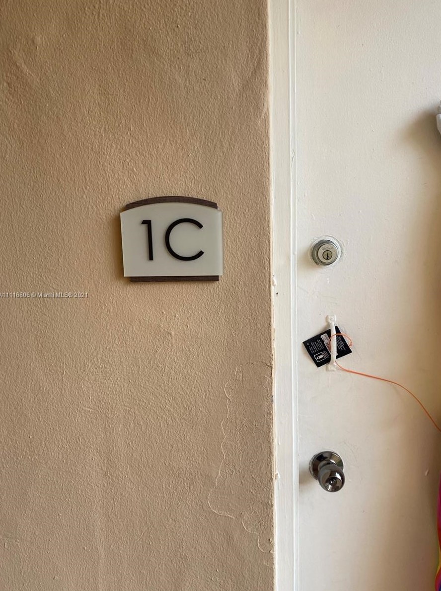 4270 79th Ave, Miami FL 33166-6532 exterior