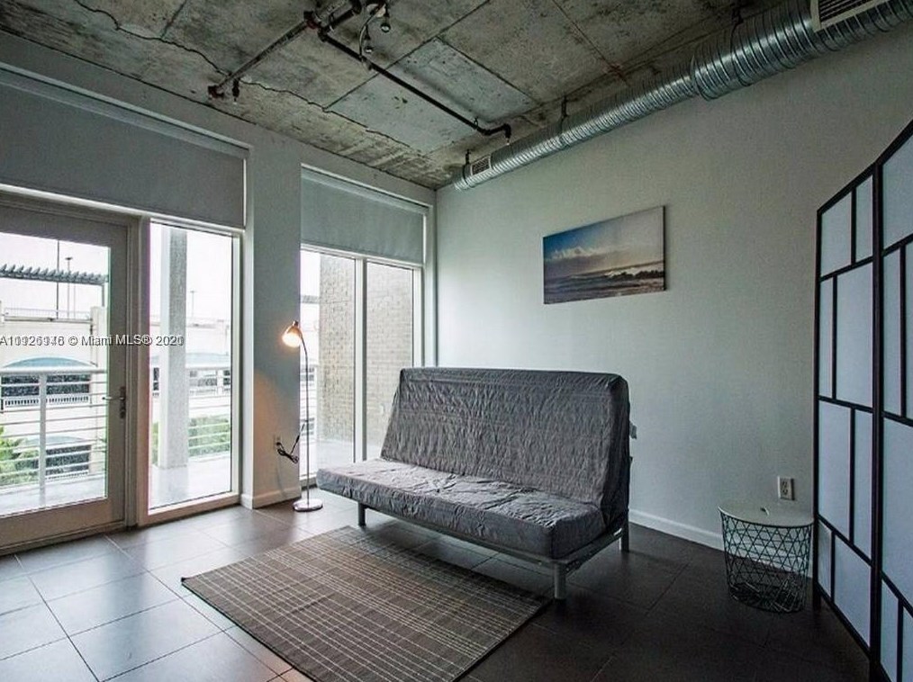 3250 1st St, Miami FL 33135-1113 exterior