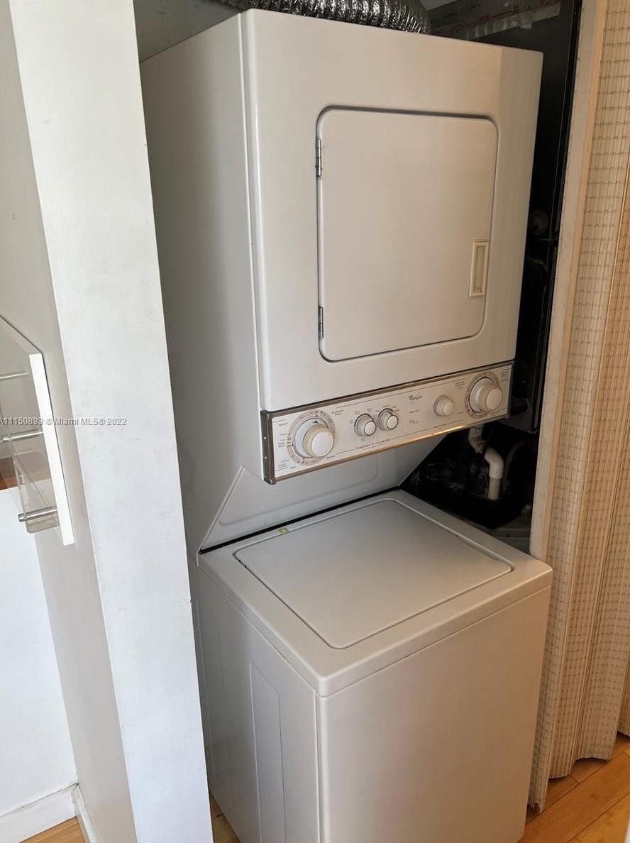 635 Euclid Ave, Miami FL  33139-8622 exterior