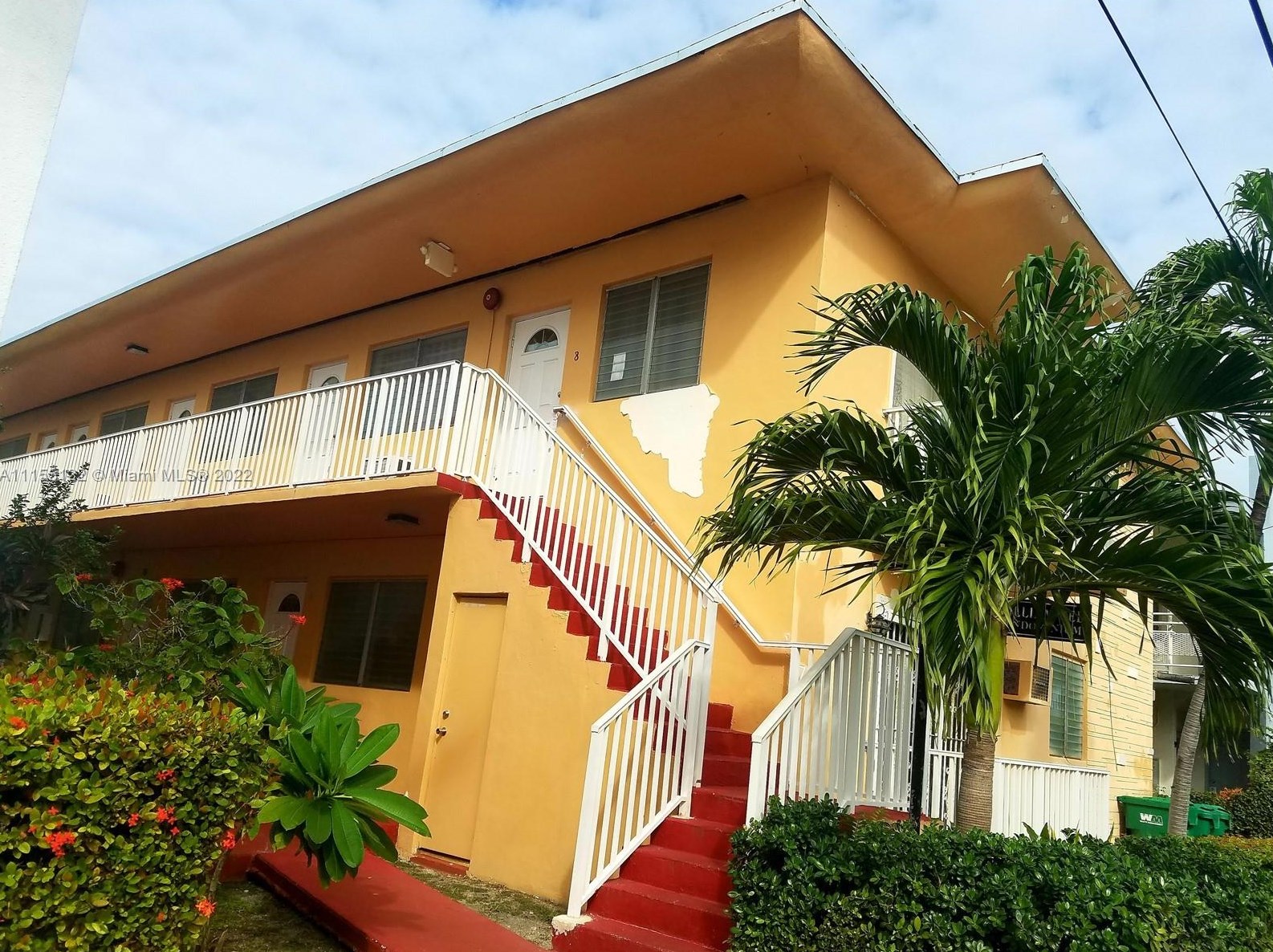 7720 Harding Ave, Miami FL 33141-2131 exterior