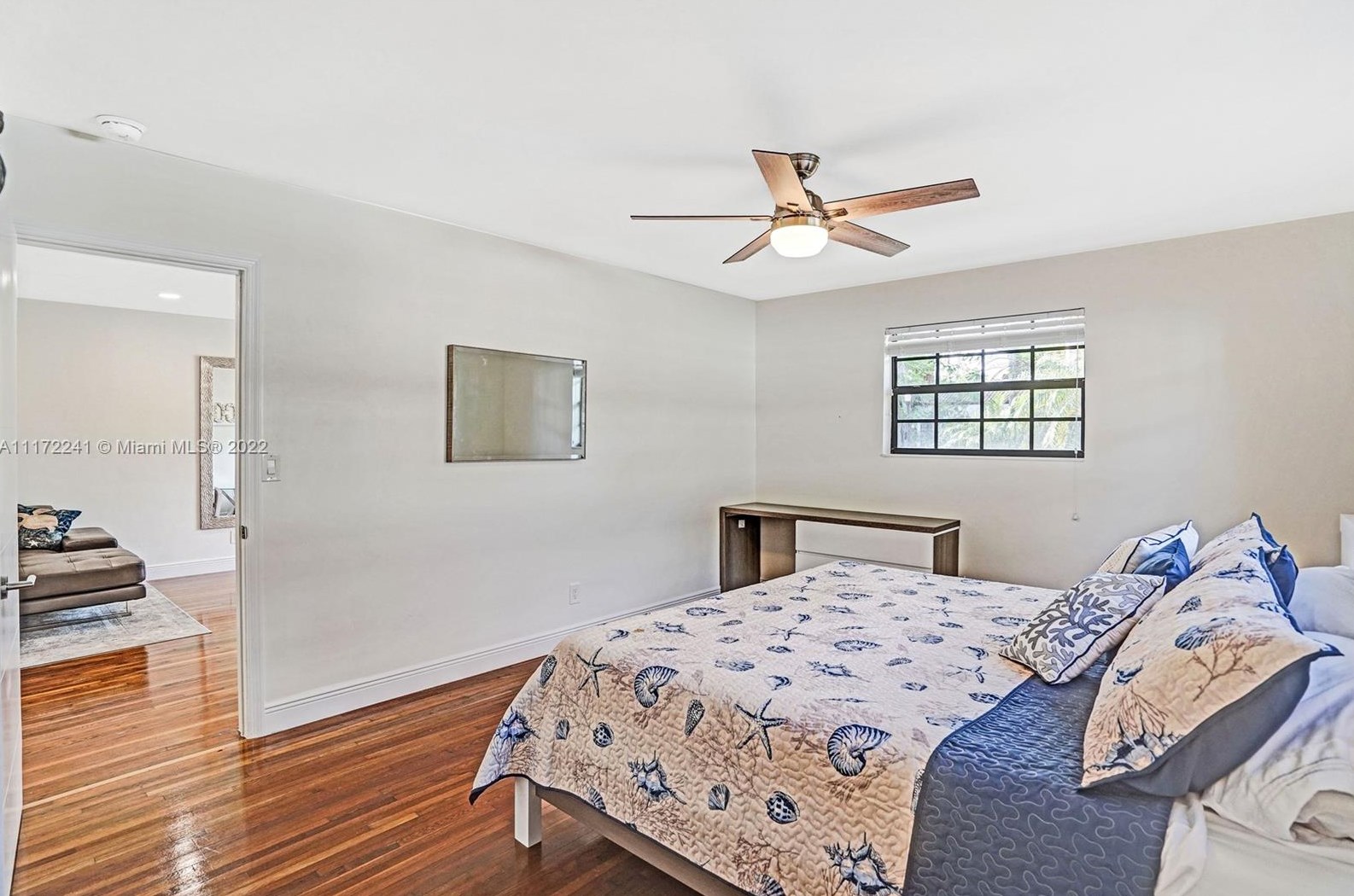 1318 Tyler St, Hollywood FL 33020-5251 exterior