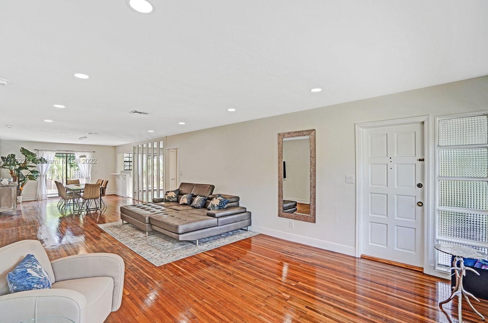 1318 Tyler St, Hollywood FL 33020-5251 exterior