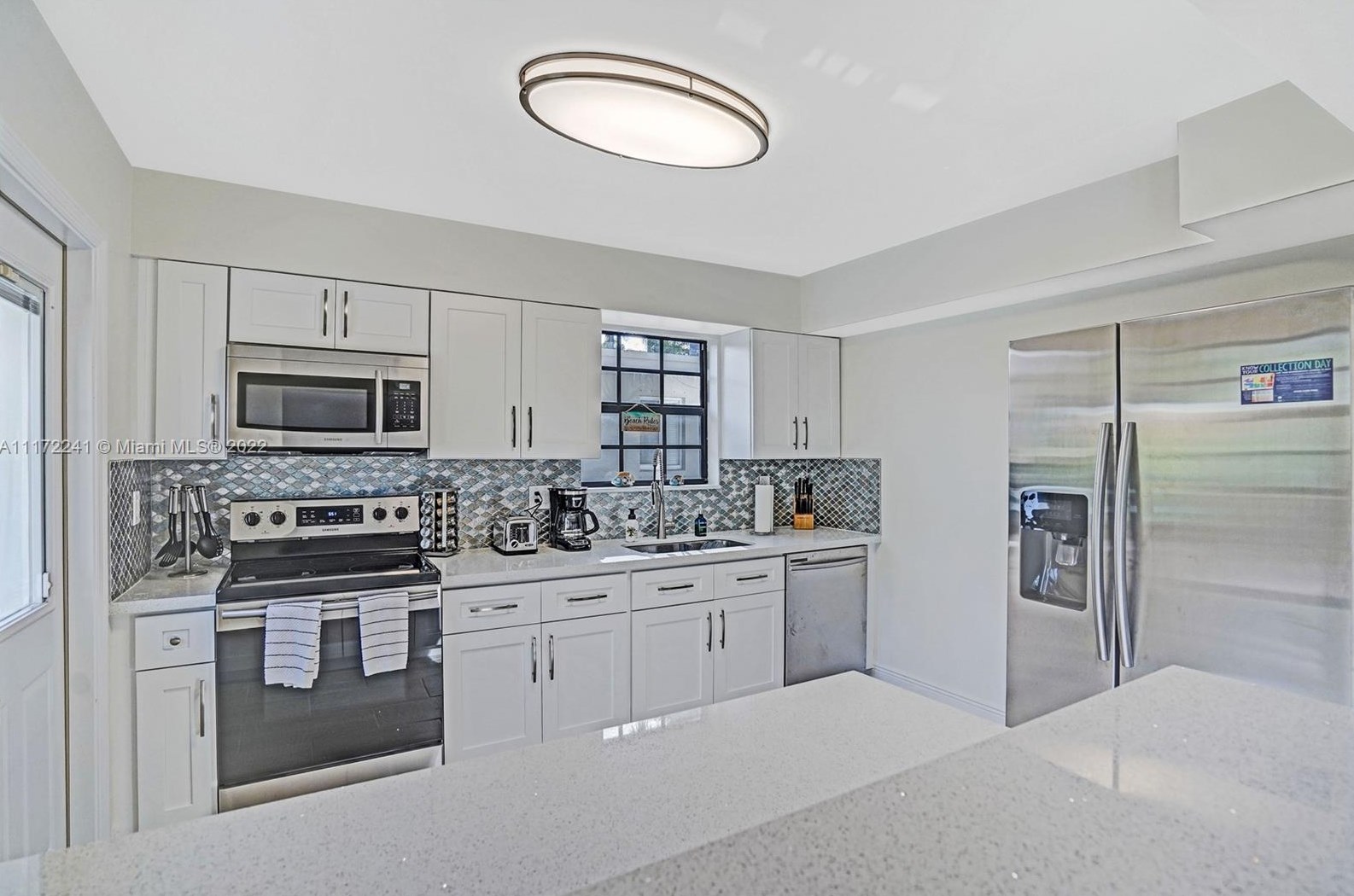 1318 Tyler St, Hollywood FL 33020-5251 exterior