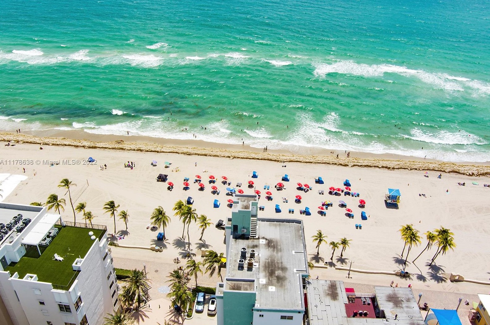 777 Ocean Dr, Hollywood FL  33019-2009 exterior