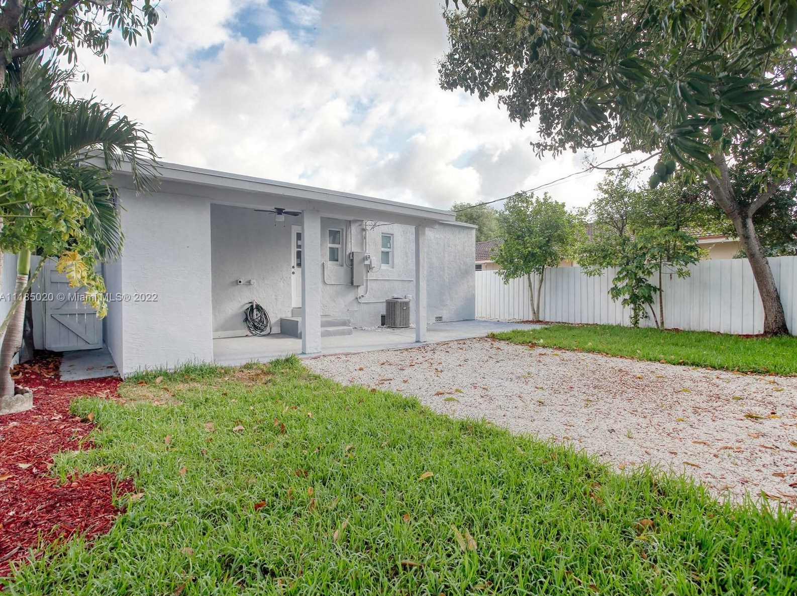 5420 7th St, Miami FL  33134-1162 exterior