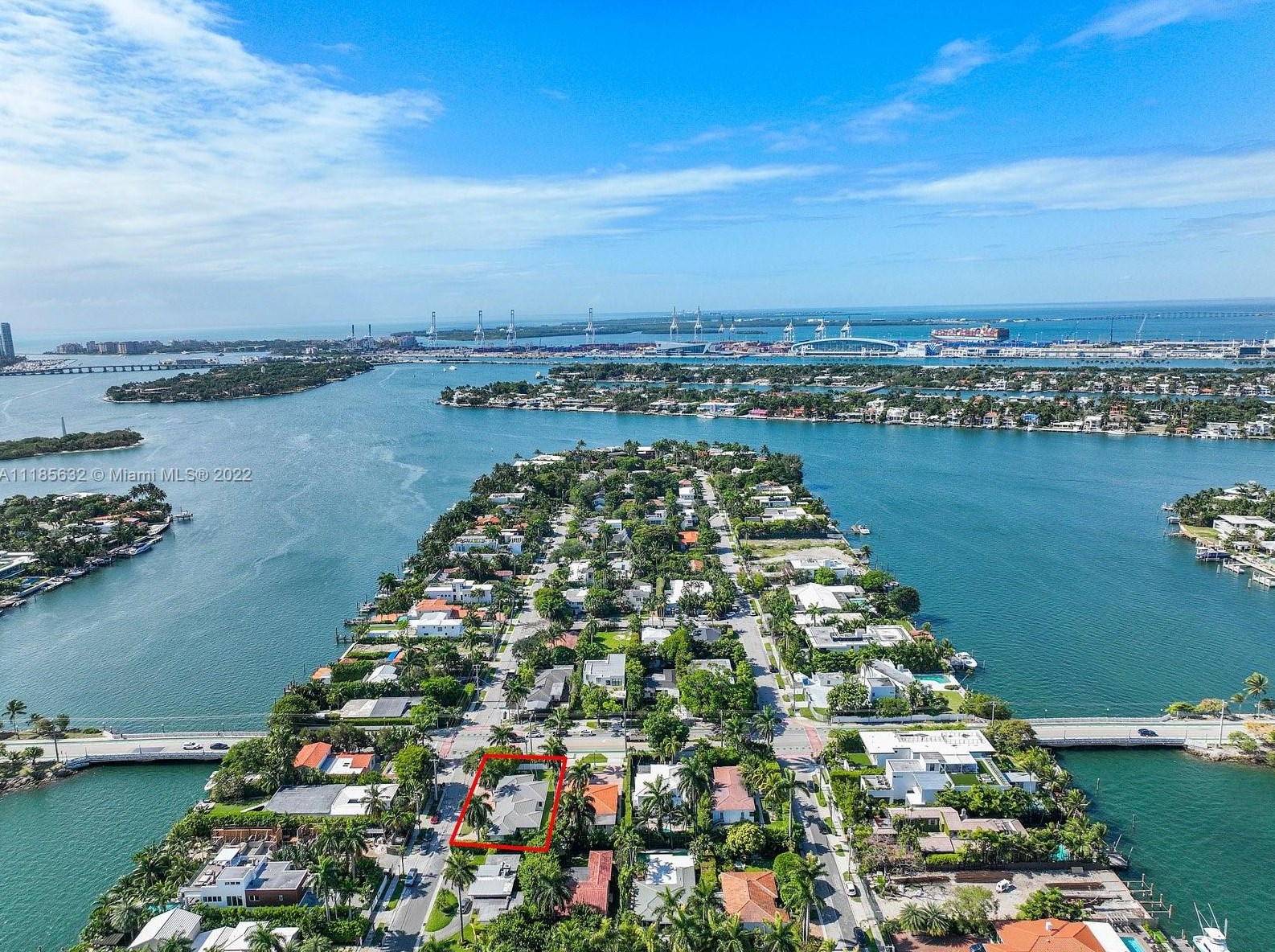 440 Dilido Dr, Miami FL  33139-1272 exterior