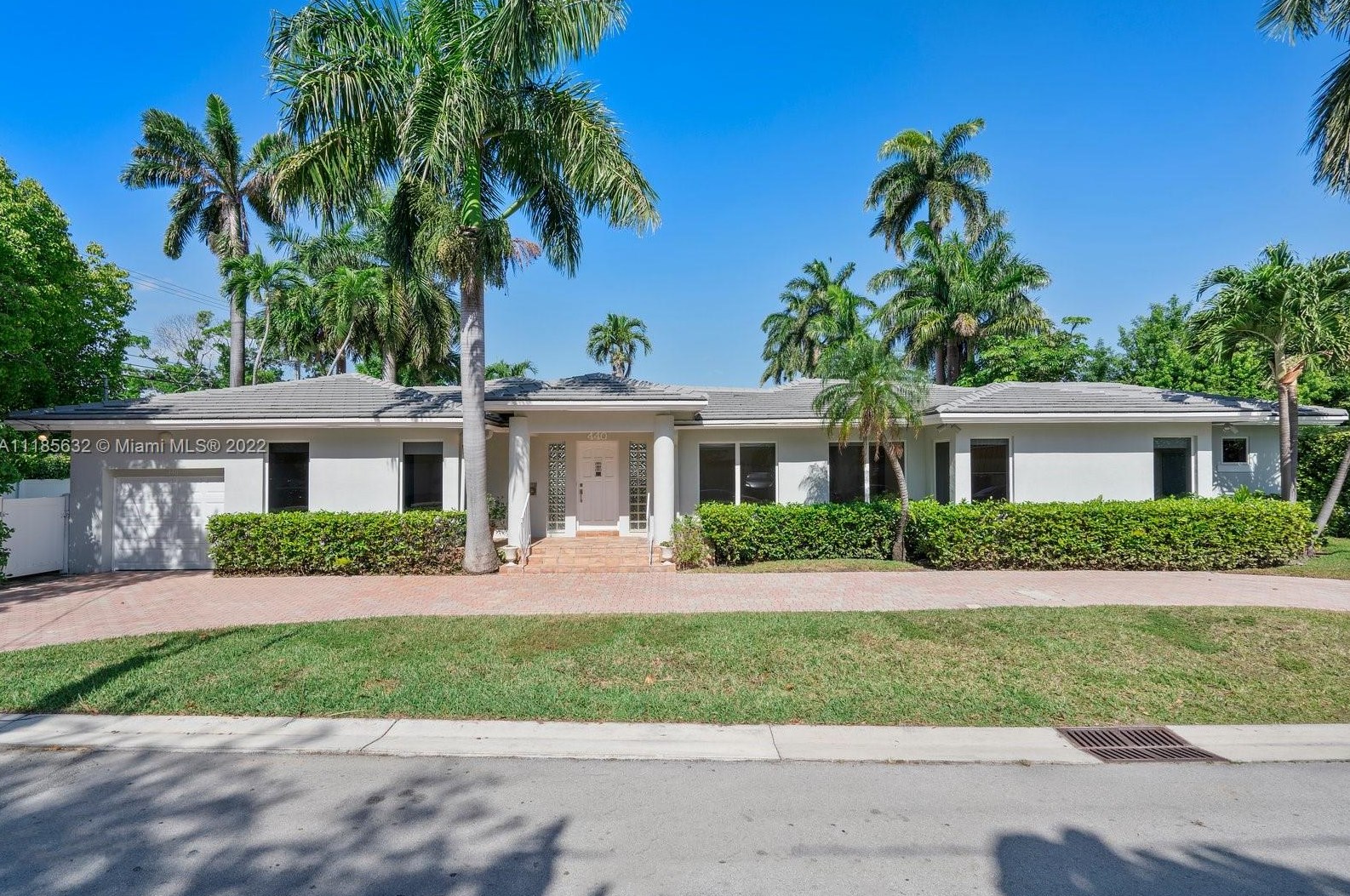 440 Dilido Dr, Miami FL  33139-1272 exterior