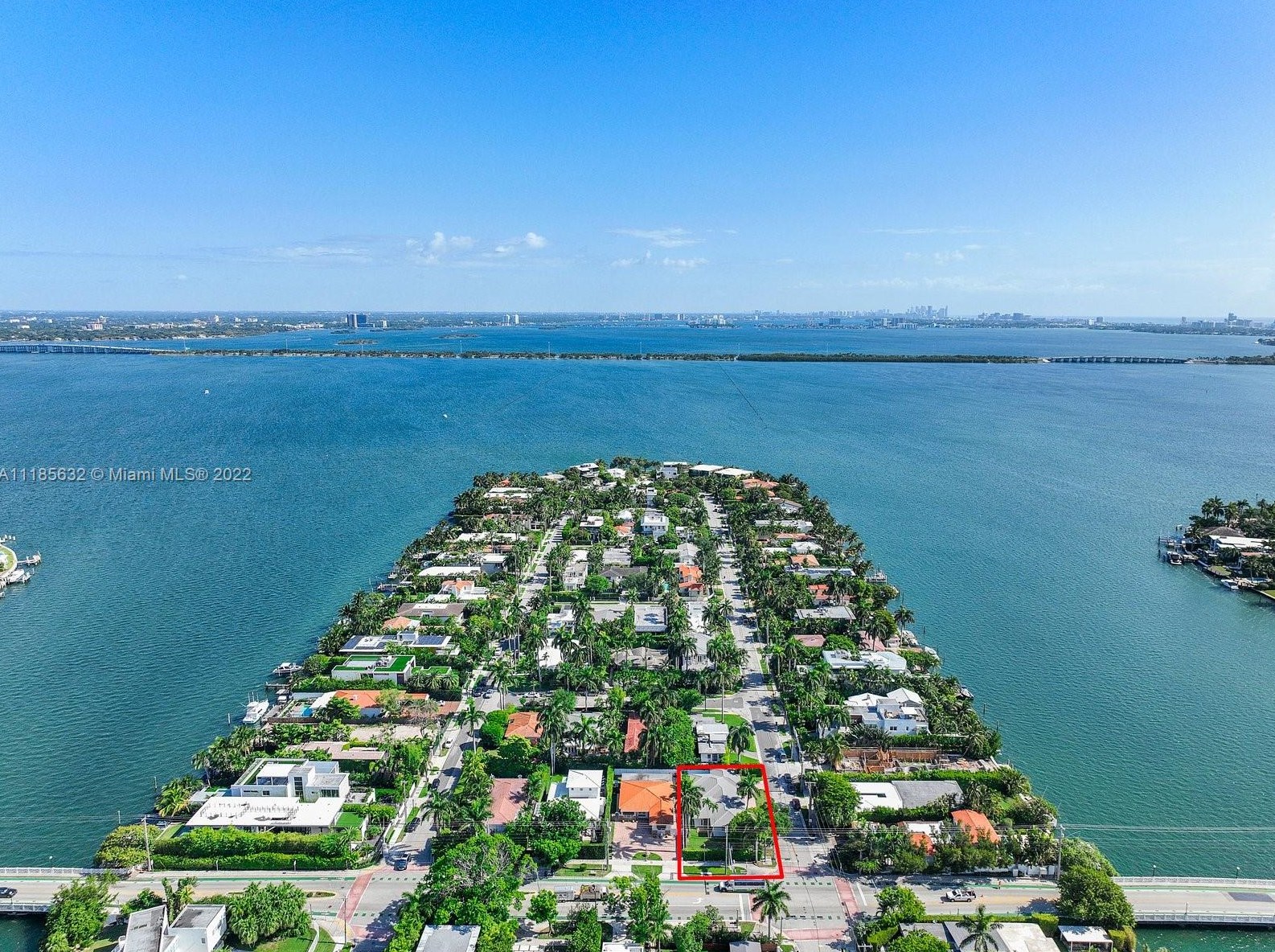 440 Dilido Dr, Miami FL  33139-1272 exterior