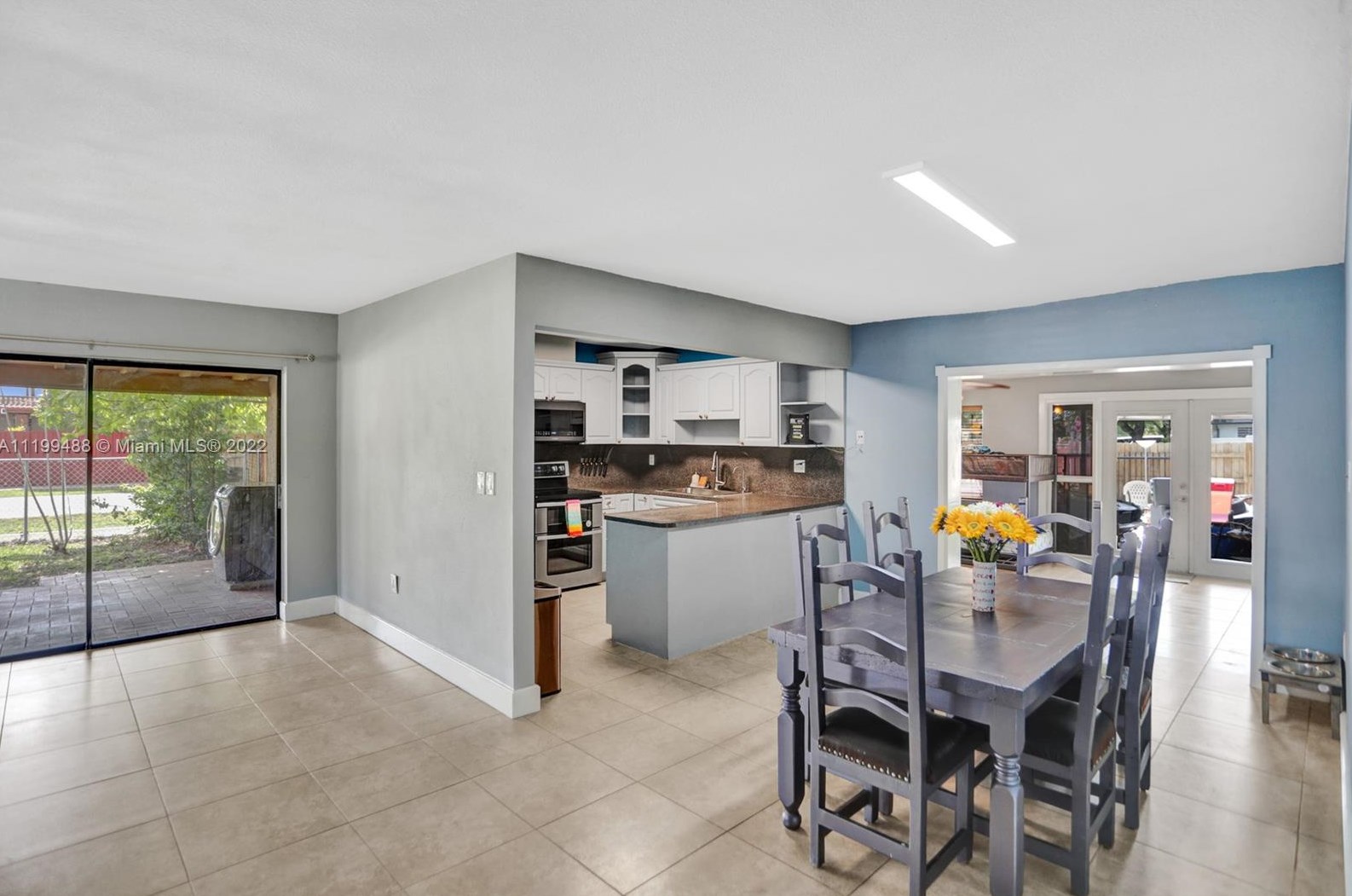 13378 2nd Ter, Miami FL 33126-5205 exterior