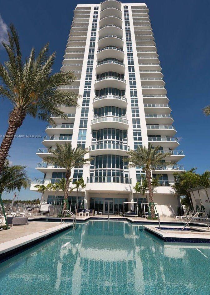 17111 Biscayne Blvd, Miami FL 33160 exterior