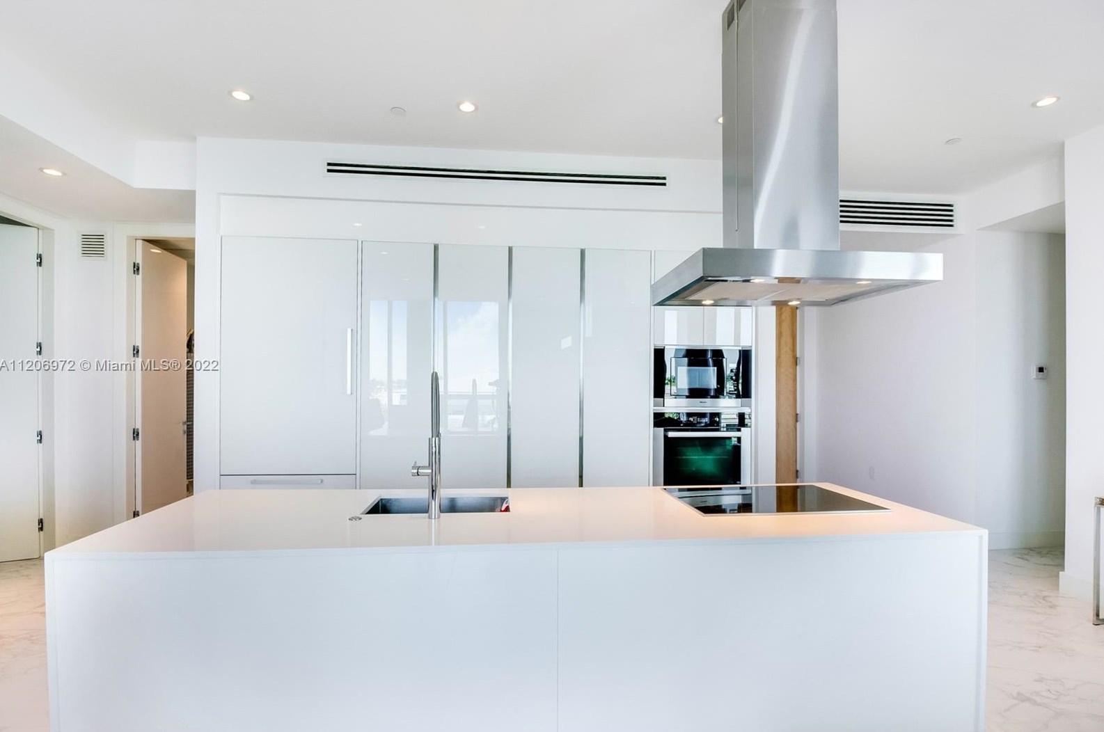 101 Sunrise Dr, Miami FL 33149-2187 exterior