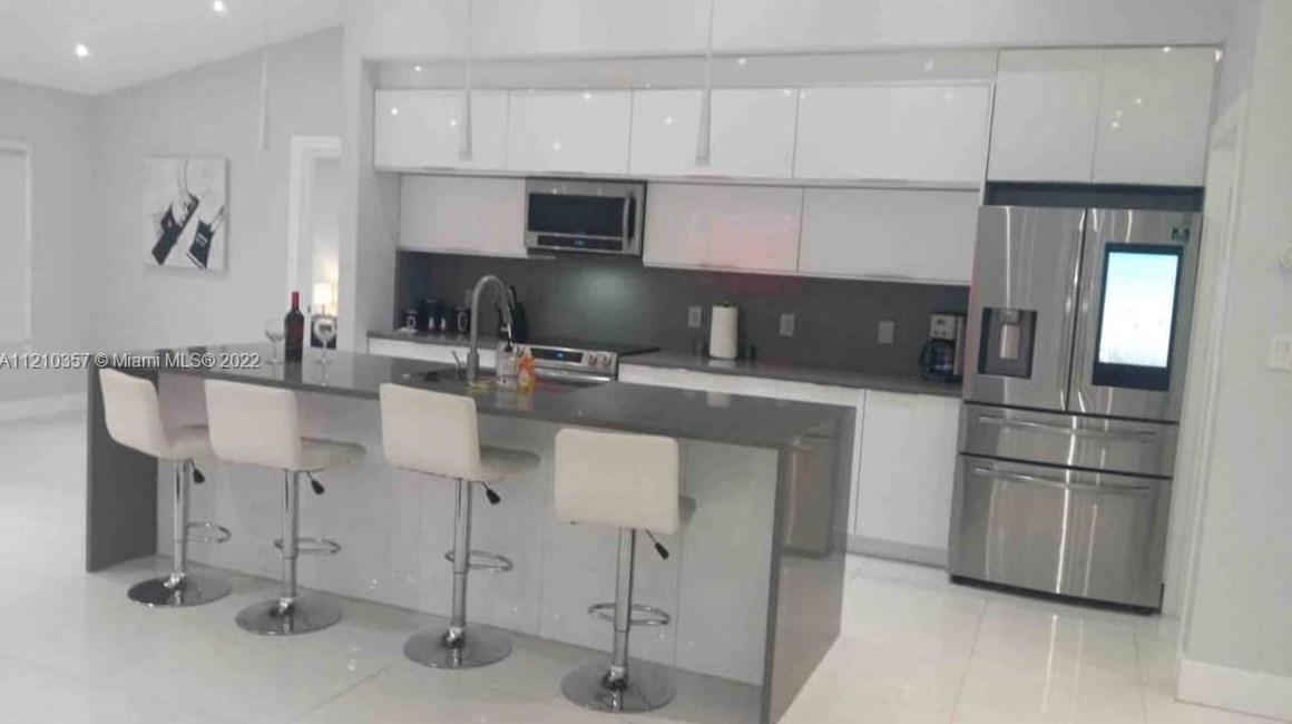 1110 Indian Rdg Trl, Kissimmee FL 34747-1928 exterior