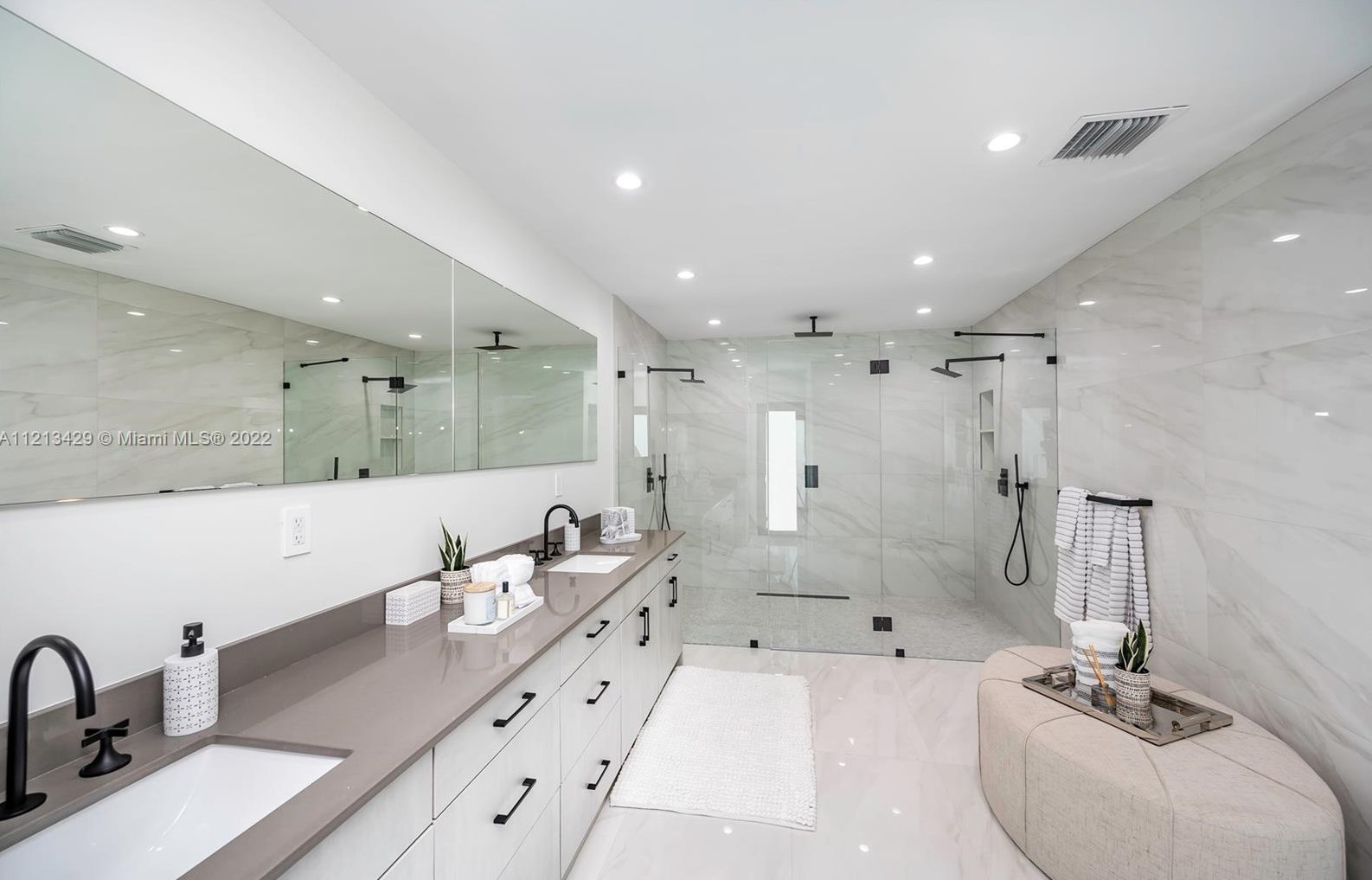 8700 175th St, Miami FL  33157-5839 exterior