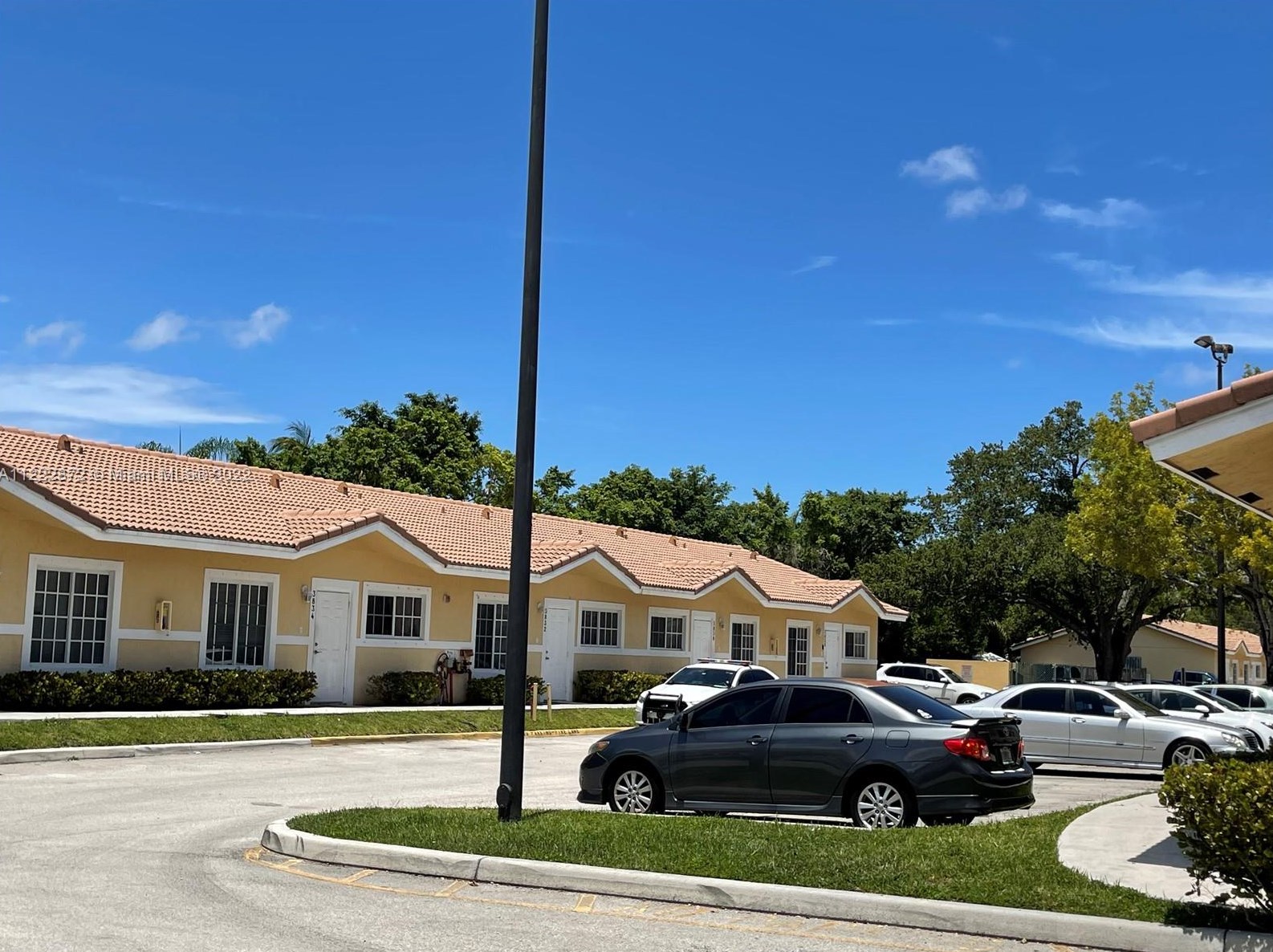 3846 48th Ave, Hollywood FL  33023-7901 exterior