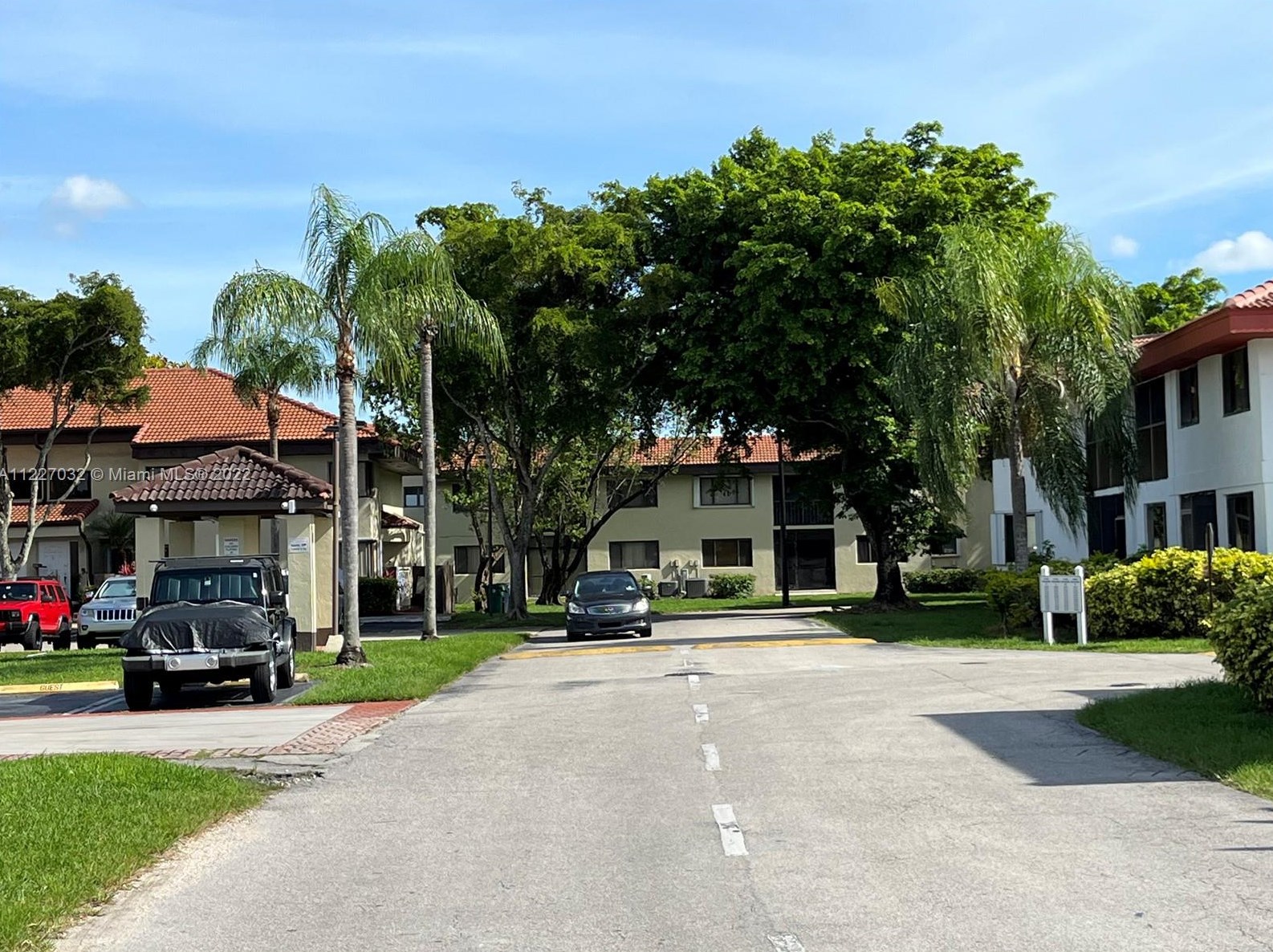 9796 138th Ave, Miami FL 33186-7334 exterior