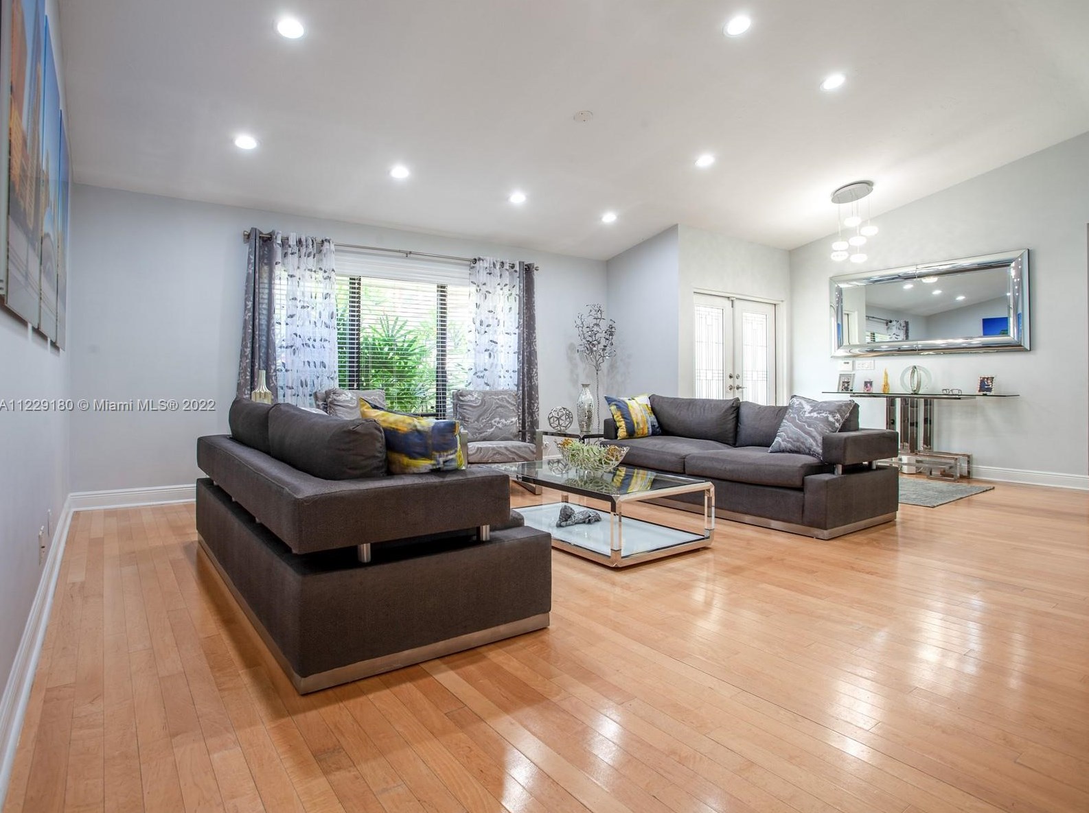 8270 180th St, Miami FL  33157-6130 exterior