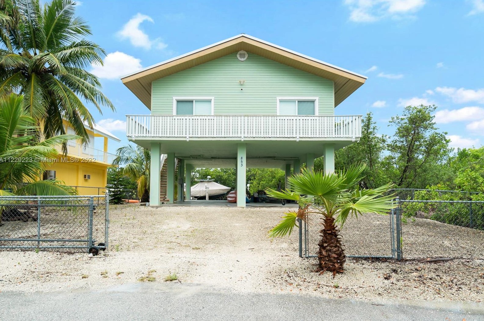 853 Cardinal Ln, Key Largo, FL 33037