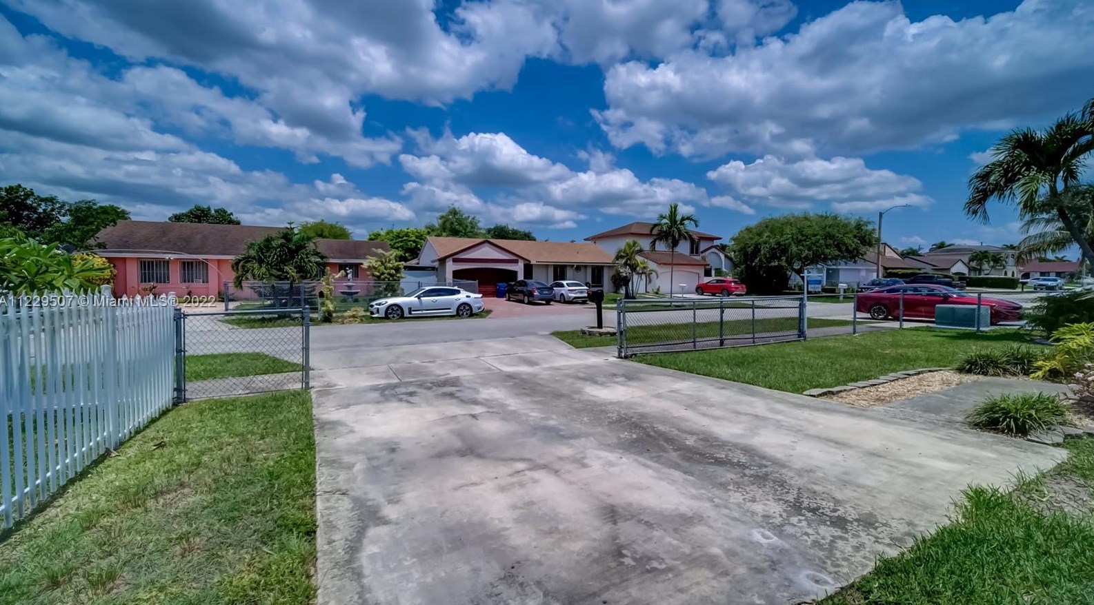 20221 124th Ave, Miami FL  33177-5223 exterior