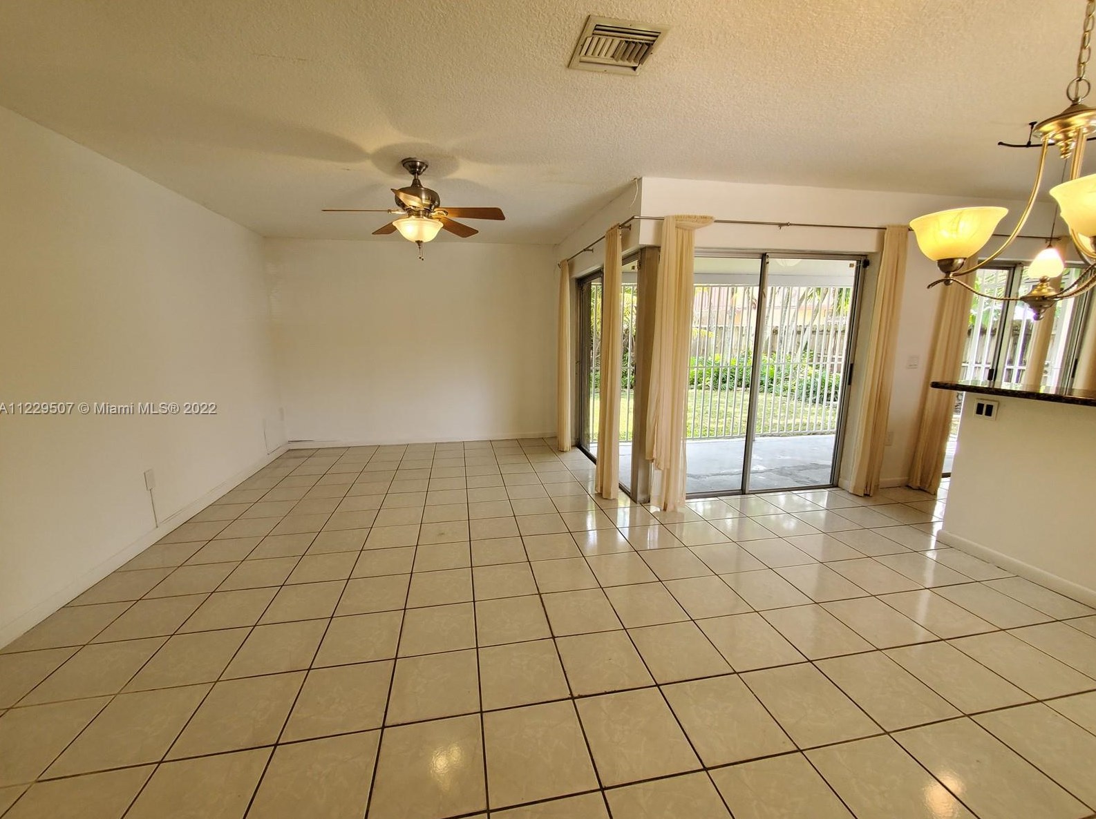 20221 124th Ave, Miami FL  33177-5223 exterior