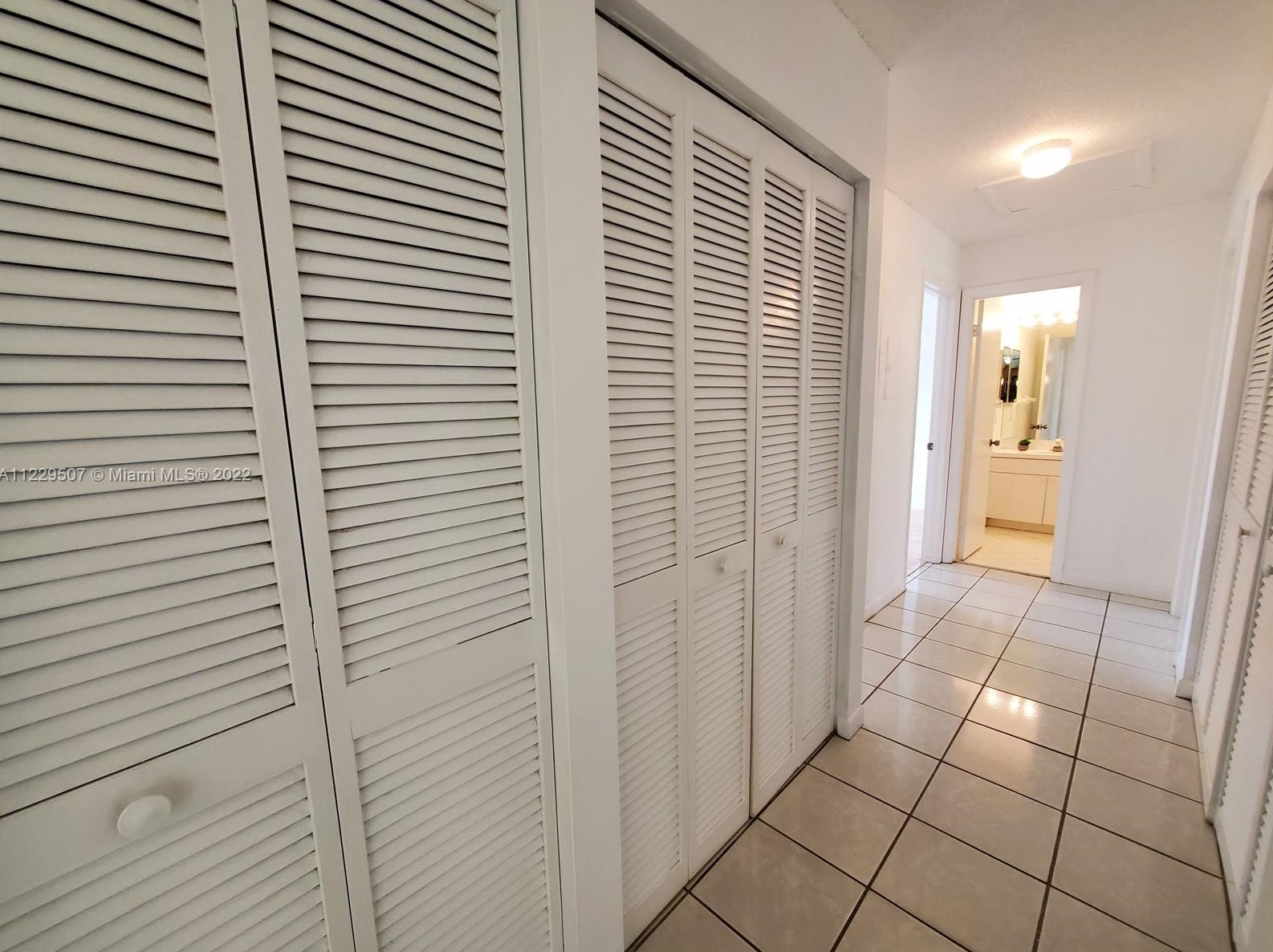 20221 124th Ave, Miami FL  33177-5223 exterior