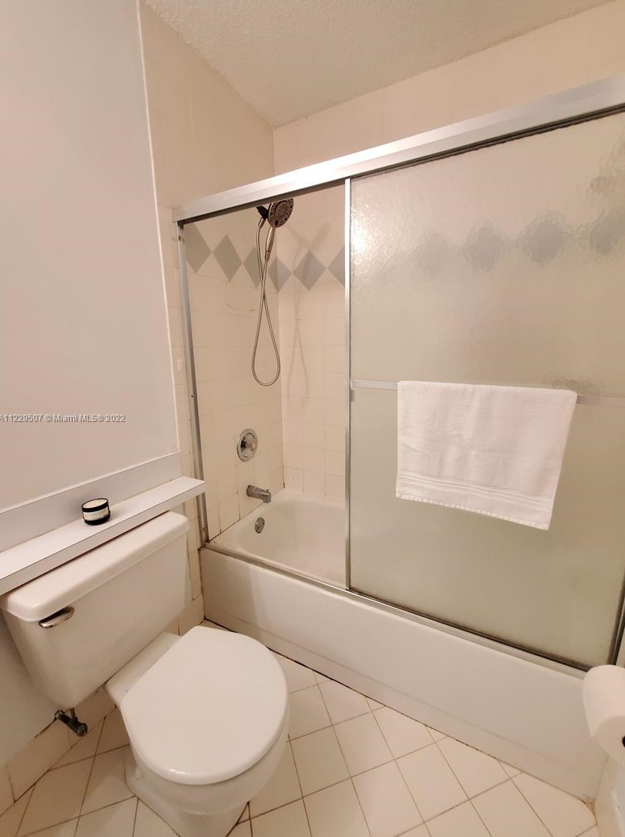 20221 124th Ave, Miami FL  33177-5223 exterior