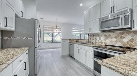 10939 Nashville Dr, Hollywood FL  33026-4905 exterior