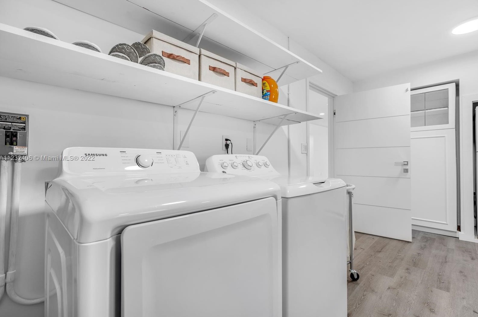 16520 35th Ave, Miami FL  33160-3817 exterior