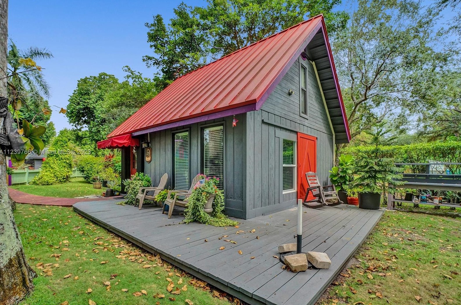 6031 82nd Ave, Miami FL  33143-1552 exterior