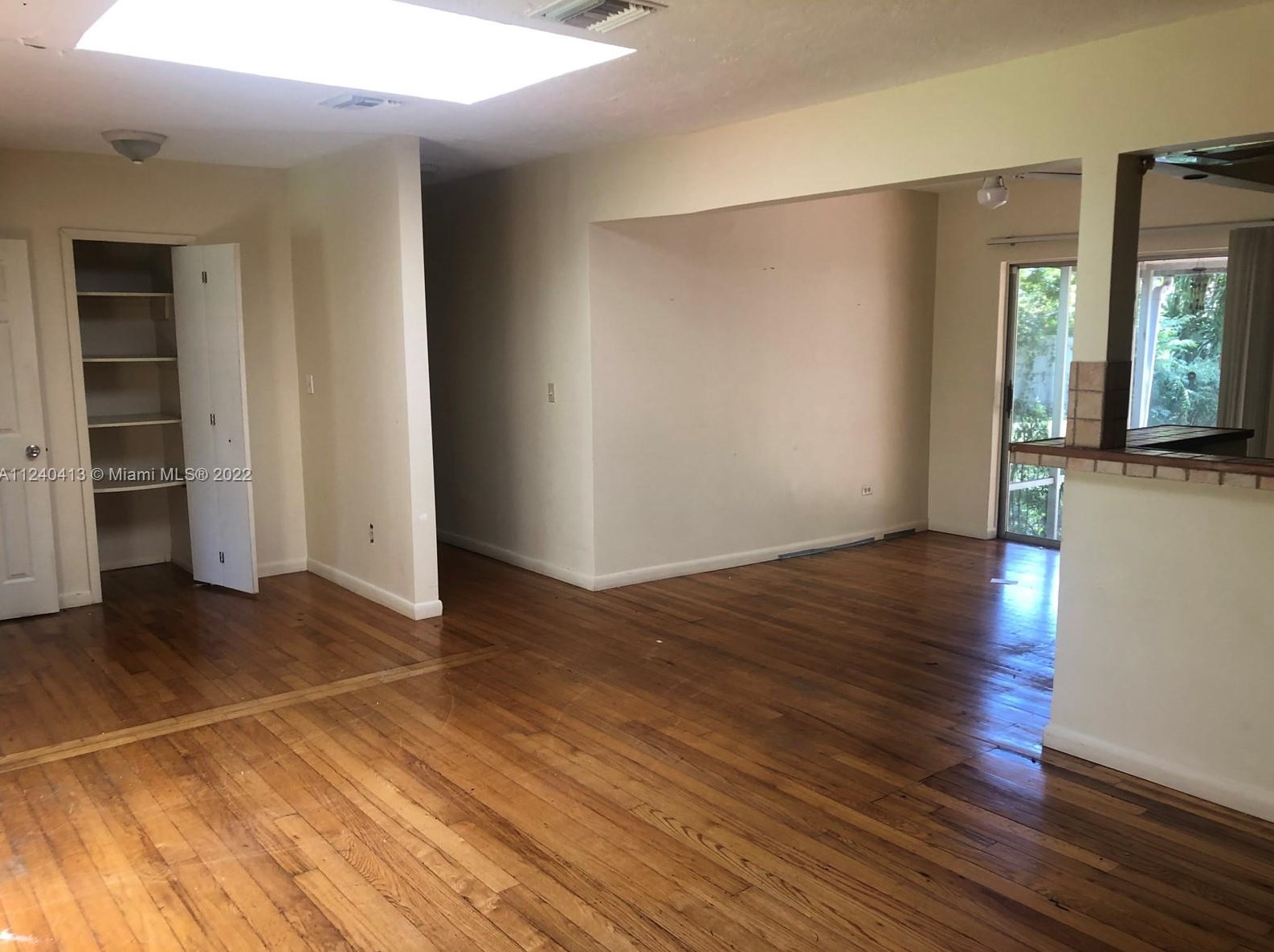 30 107 St, Miami FL 33167-3425 exterior