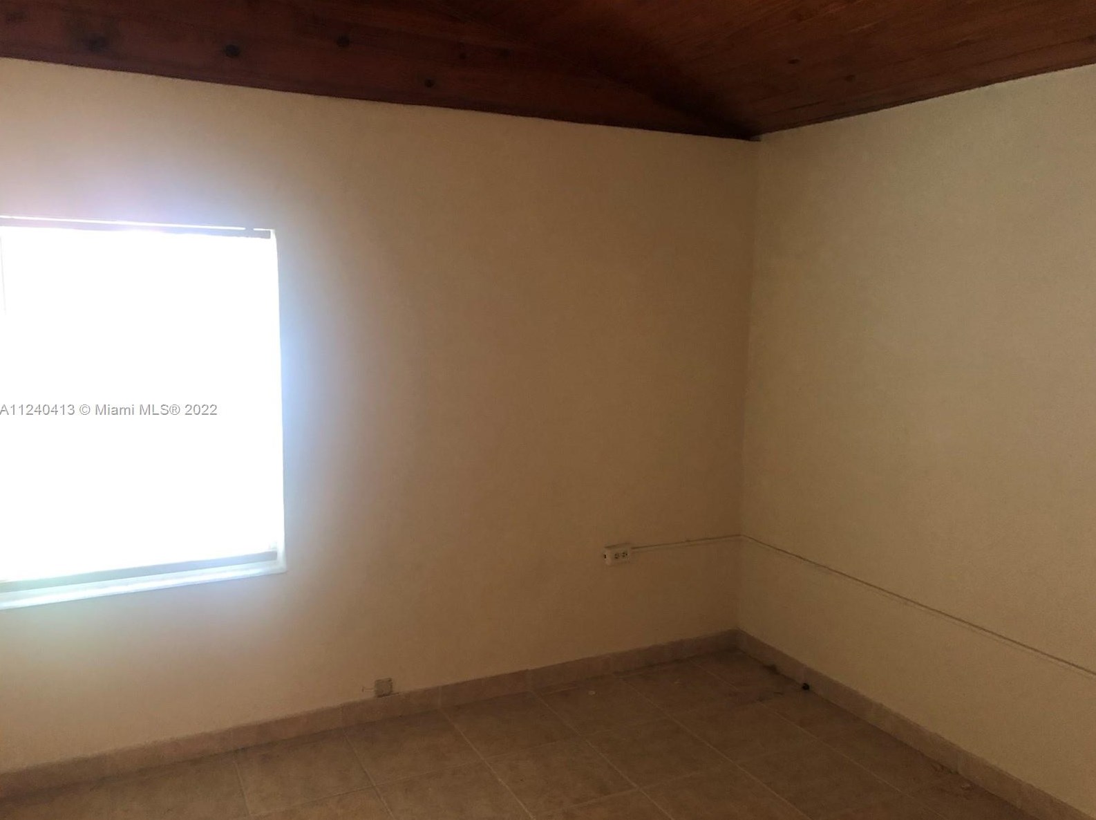 30 107 St, Miami FL 33167-3425 exterior