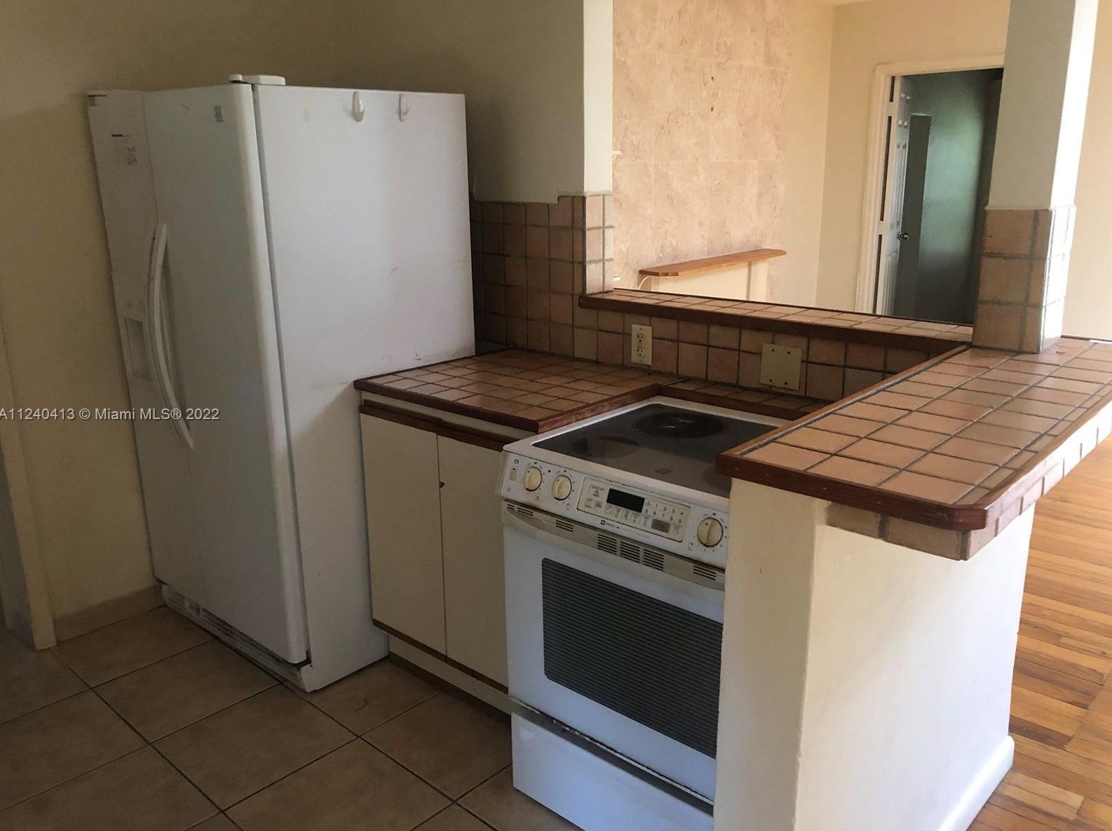 30 107 St, Miami FL 33167-3425 exterior