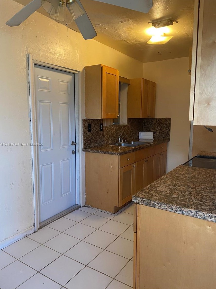 10755 224 St, Miami FL 33170-3617 exterior