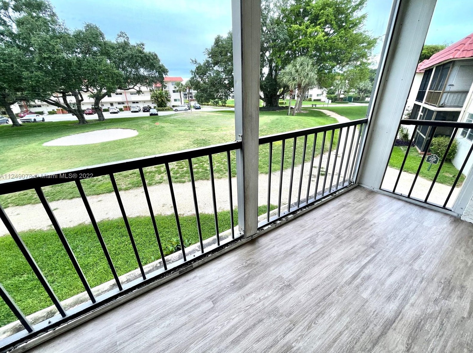 671 Hollybrook Dr, Hollywood FL  33025-4001 exterior