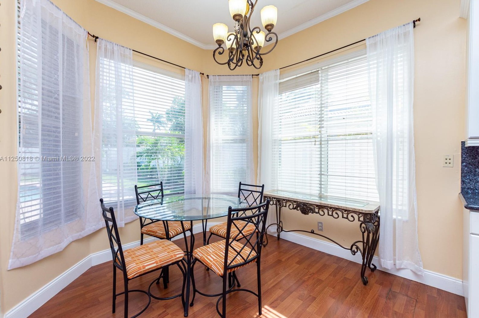 19270 29 Ct, Hollywood FL 33029-2474 exterior