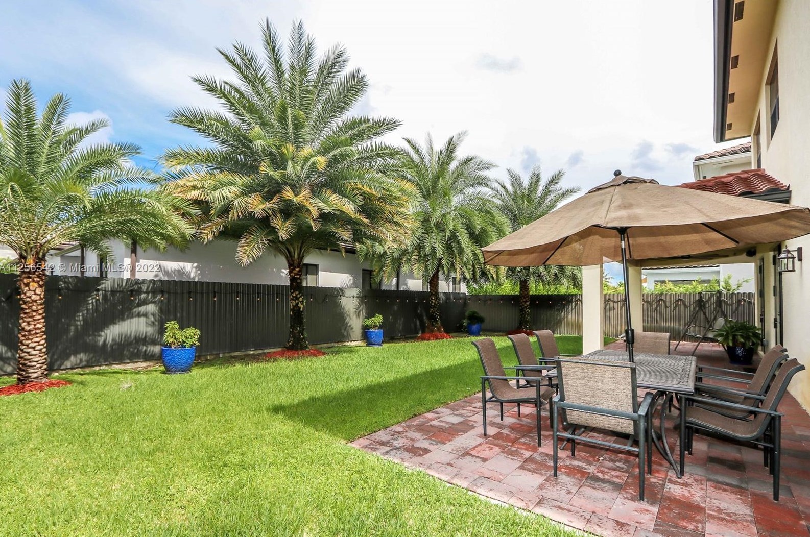 1420 144 Ave, Miami FL 33186-8619 exterior