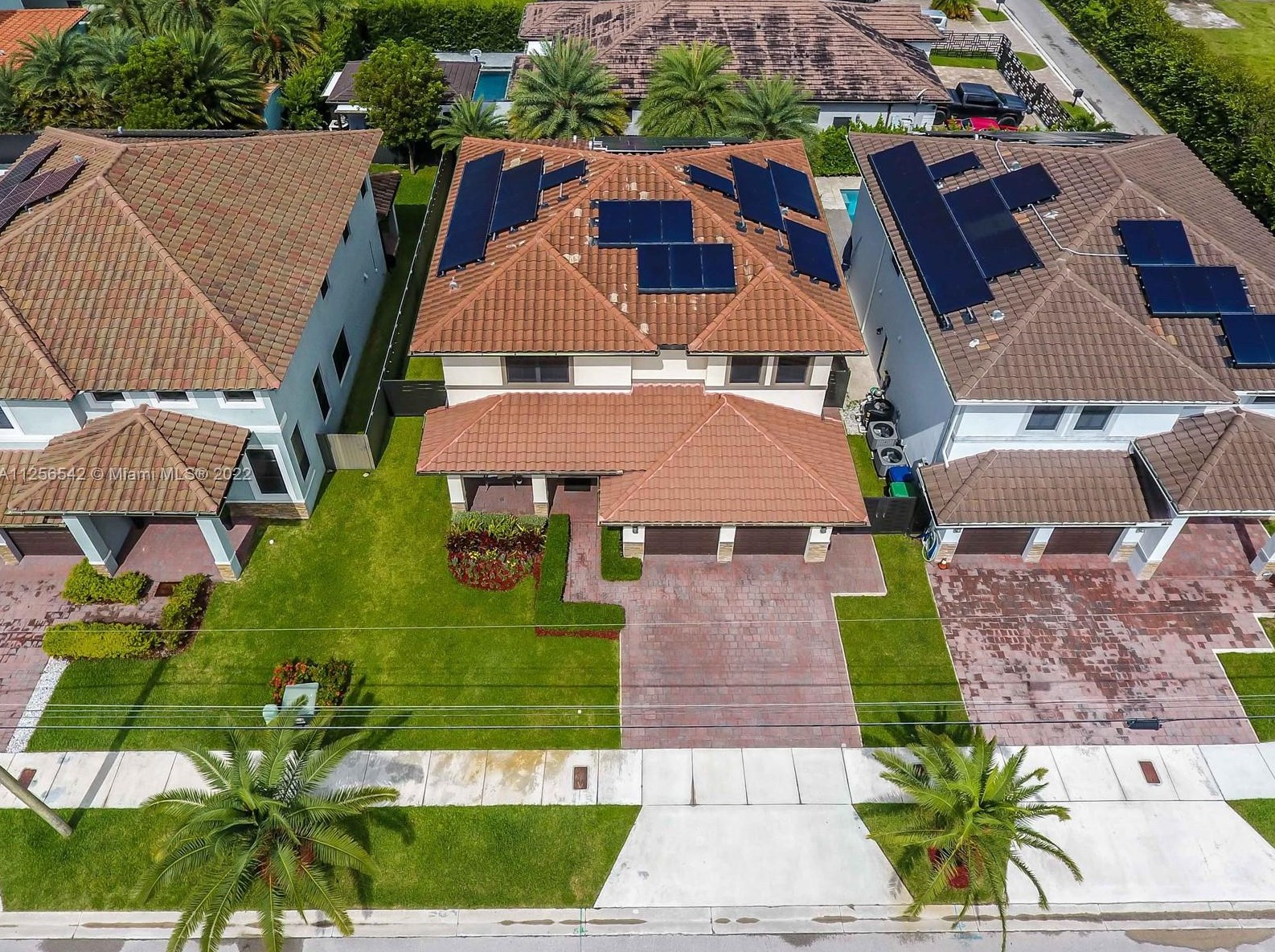 1420 144 Ave, Miami FL 33186-8619 exterior