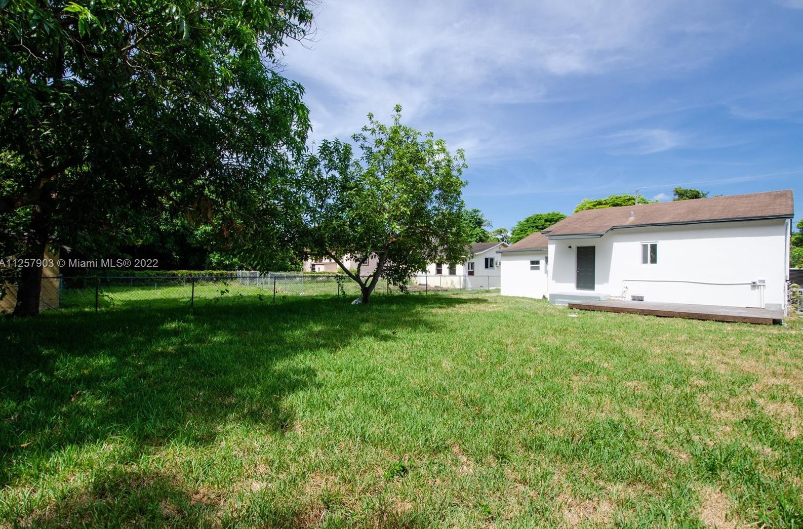 10544 6th Ave, Miami FL  33138-2050 exterior