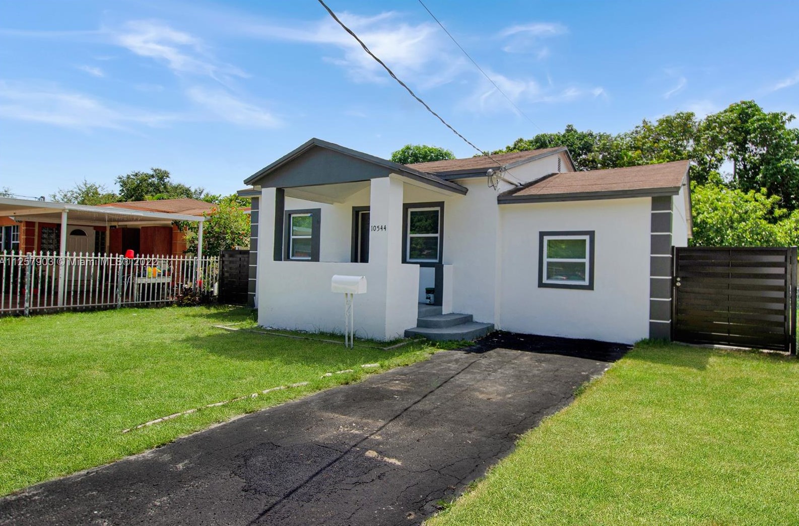 10544 6th Ave, Miami FL  33138-2050 exterior