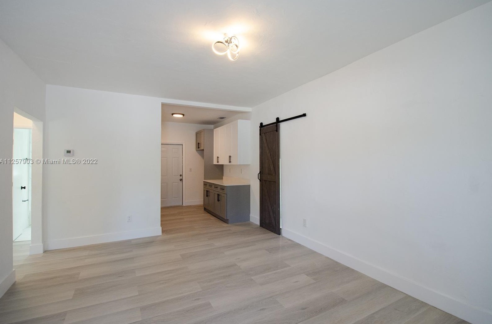 10544 6th Ave, Miami FL  33138-2050 exterior