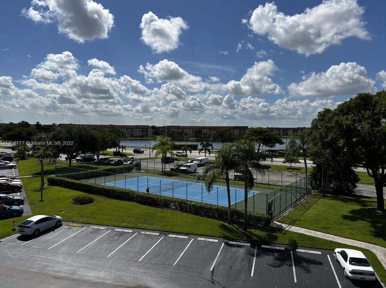 13355 9th Ct, Hollywood FL  33027-1885 exterior