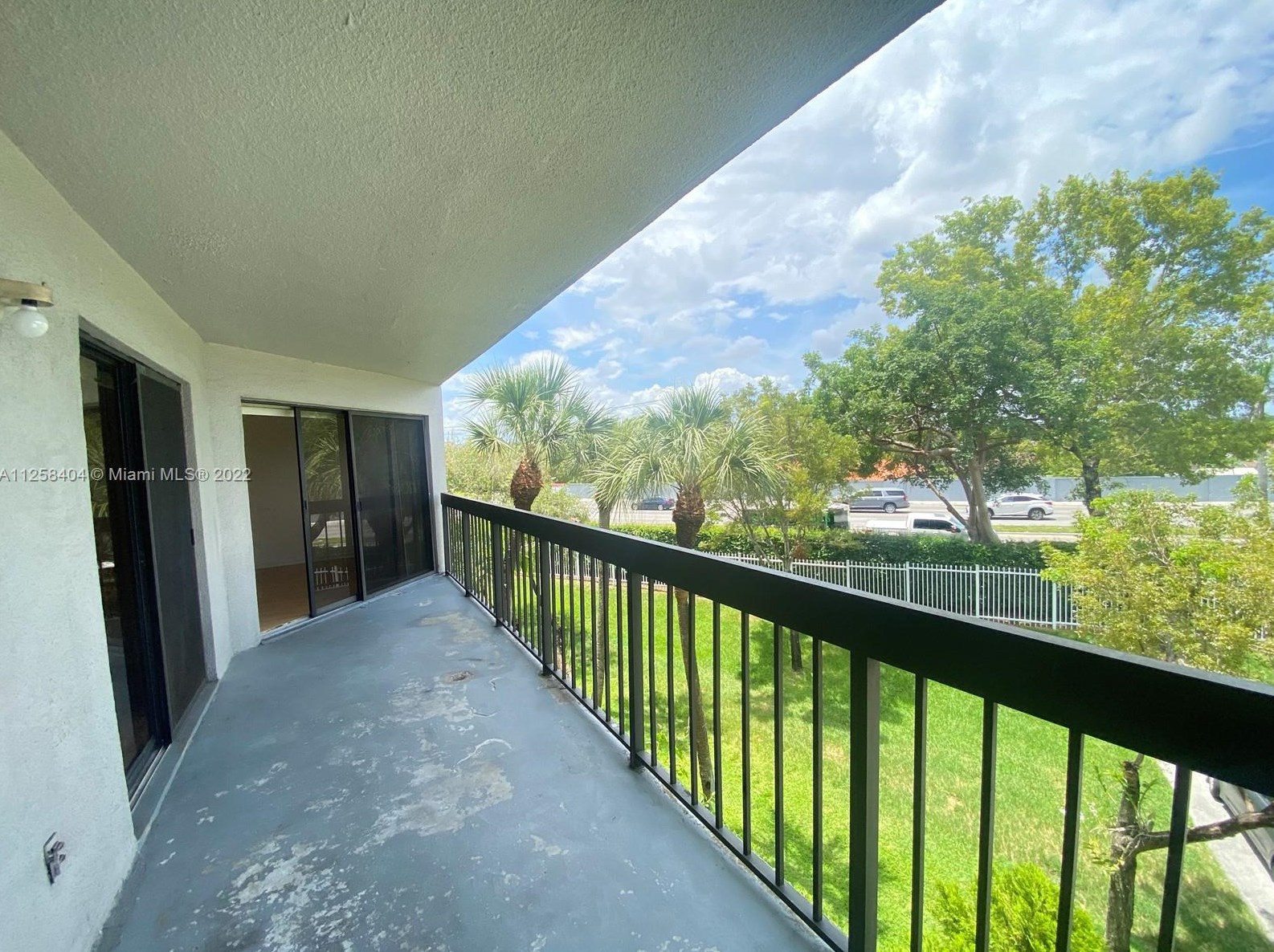 8810 132nd Pl, Miami FL 33186-1633 exterior