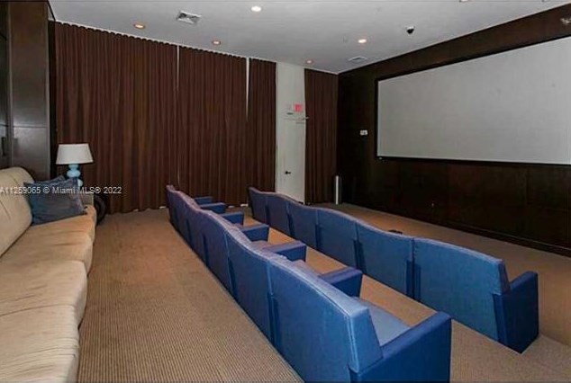 18800 29th Ave, Miami FL  33056-3139 exterior