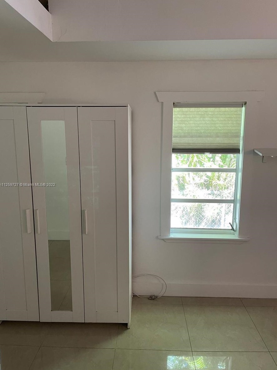 4278 9th Ter, Miami FL 33134-2626 exterior