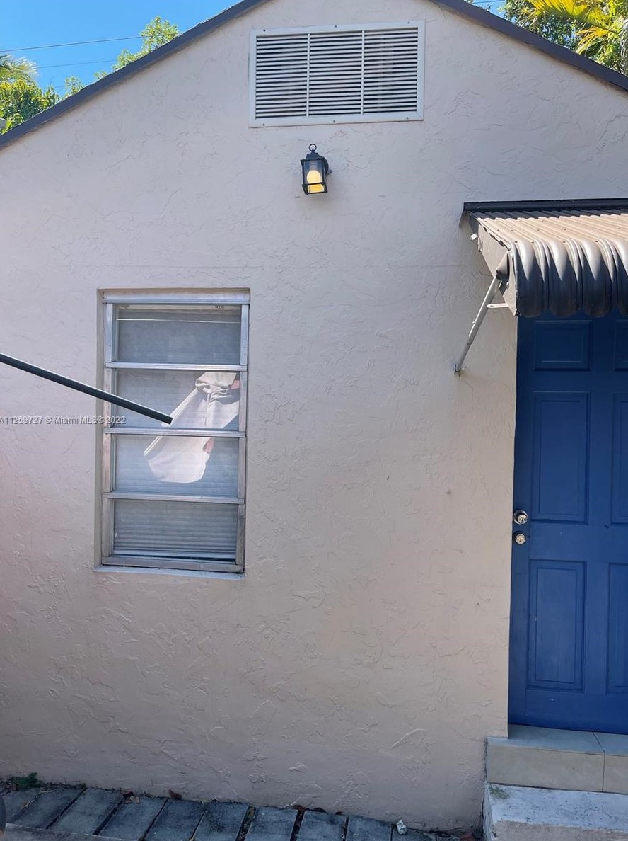 4278 9th Ter, Miami FL 33134-2626 exterior