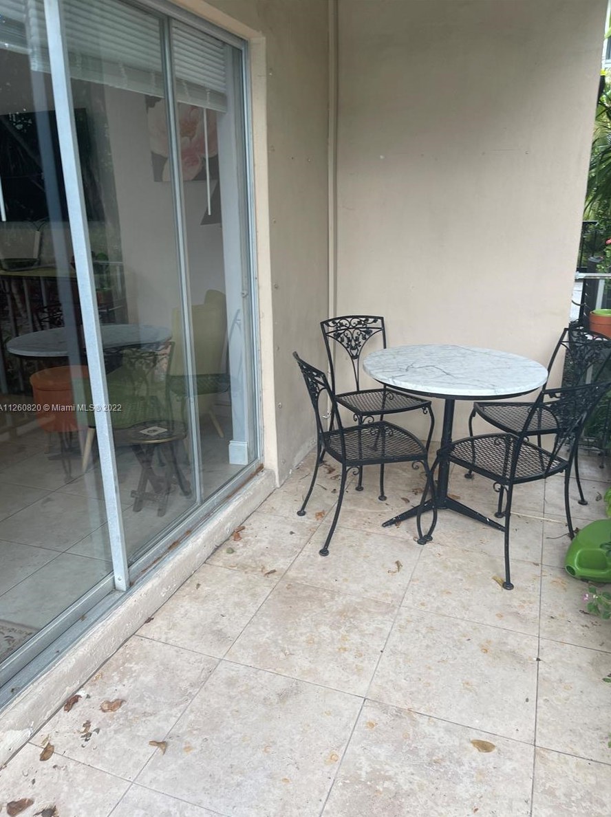 1120 99th St, Miami FL 33154-2641 exterior