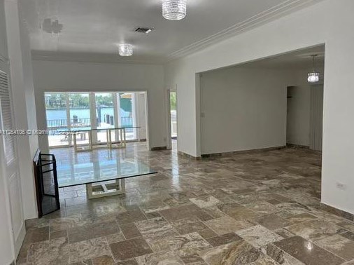 1560 Bay Dr, Miami FL  33141-4745 exterior