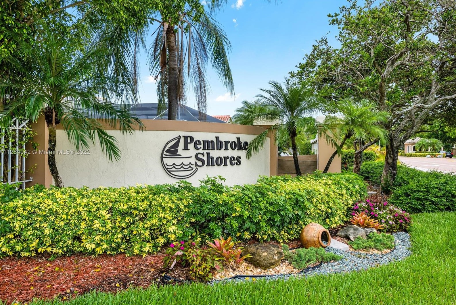 16329 9th St, Hollywood FL  33027-5103 exterior